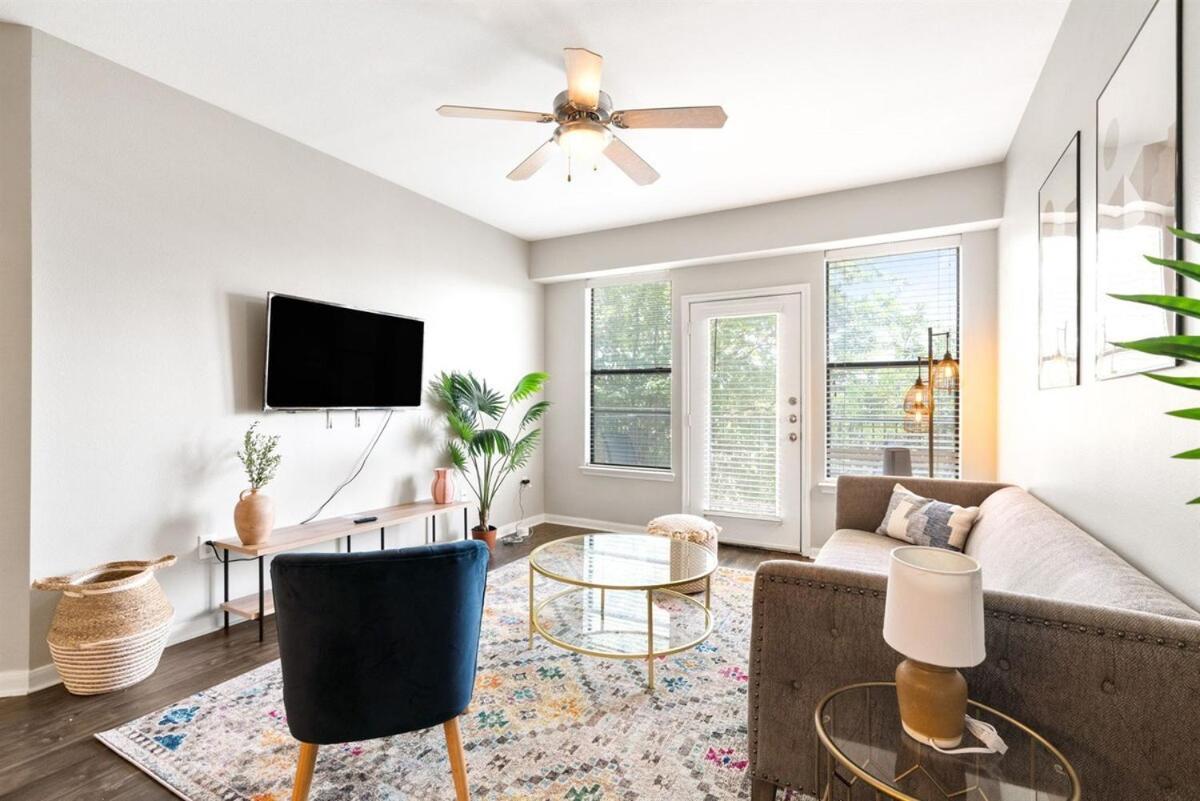 Modern 2B Near Downtown With Pool And Cozy King Beds Austin Exterior foto