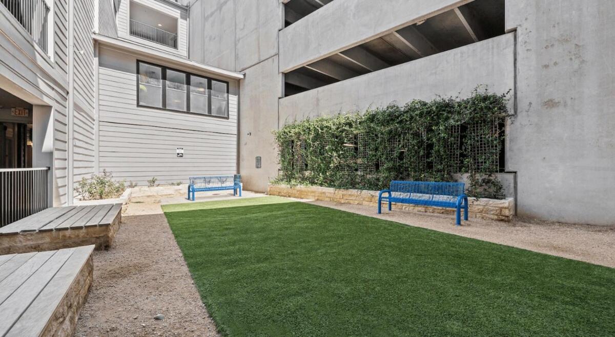Modern 2B Near Downtown With Pool And Cozy King Beds Austin Exterior foto