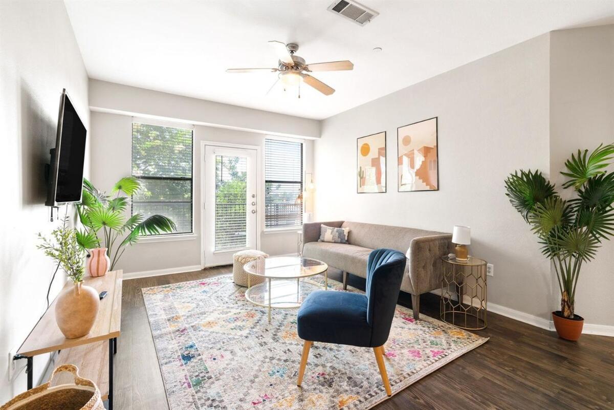 Modern 2B Near Downtown With Pool And Cozy King Beds Austin Exterior foto