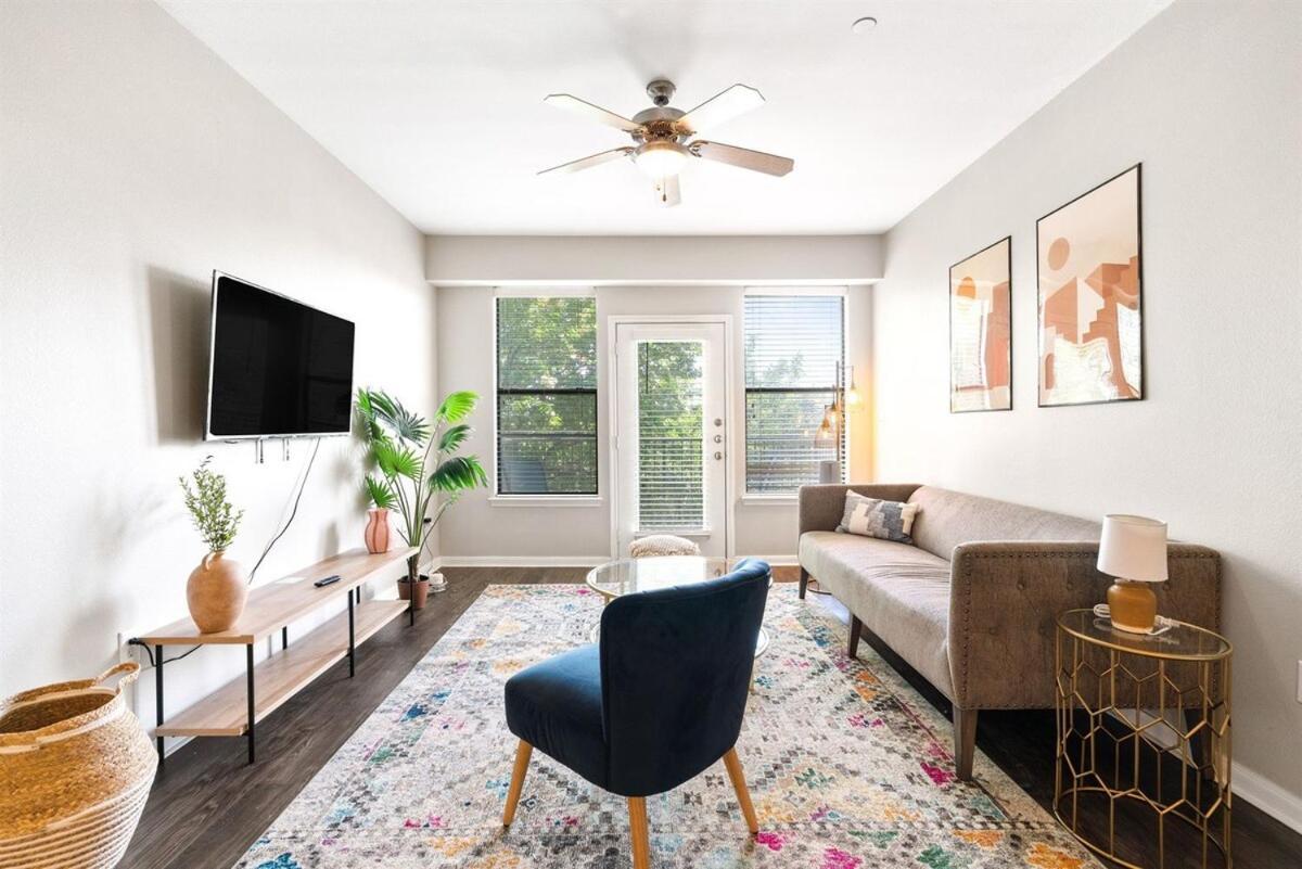 Modern 2B Near Downtown With Pool And Cozy King Beds Austin Exterior foto